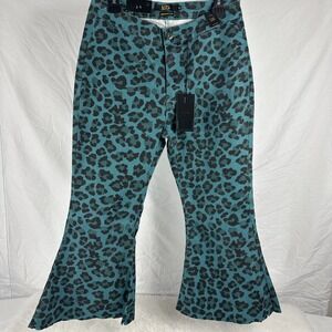 Women's L&B Aqua Leopard Frayed Hem Pants Size 12 Inseam 23 High Rise